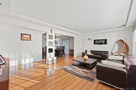 228 Reservoir Road Newington CT 06111