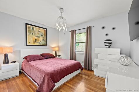 228 Reservoir Road Newington CT 06111