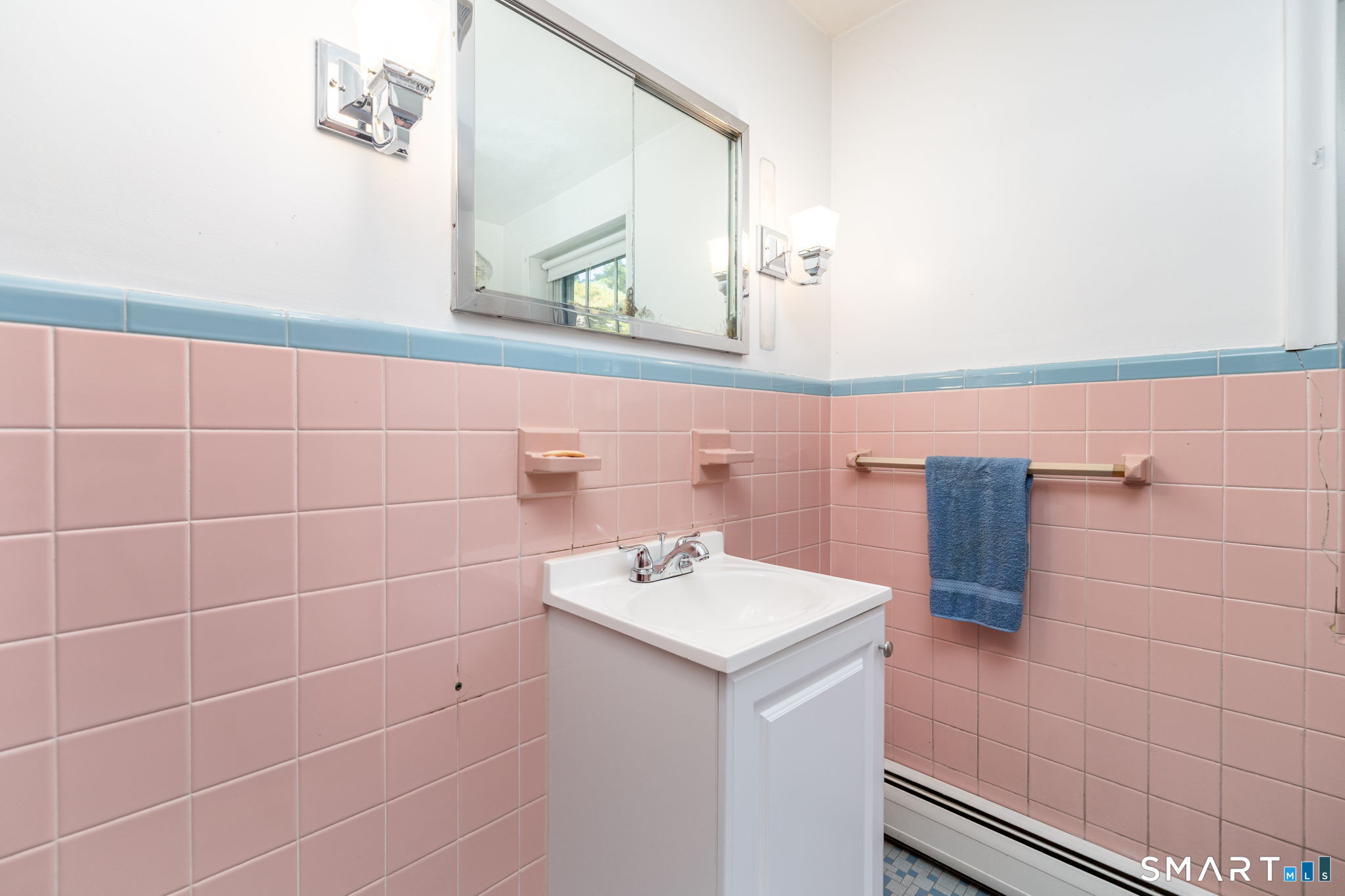 169 North Canaan Street Hartford CT 06112