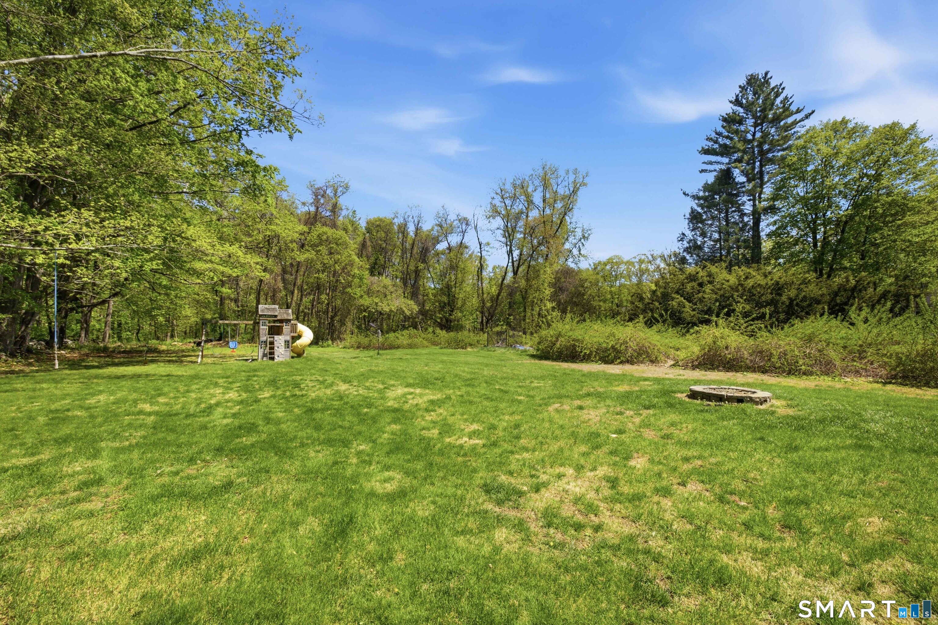 17 Wolfpits Road Bethel CT 06801