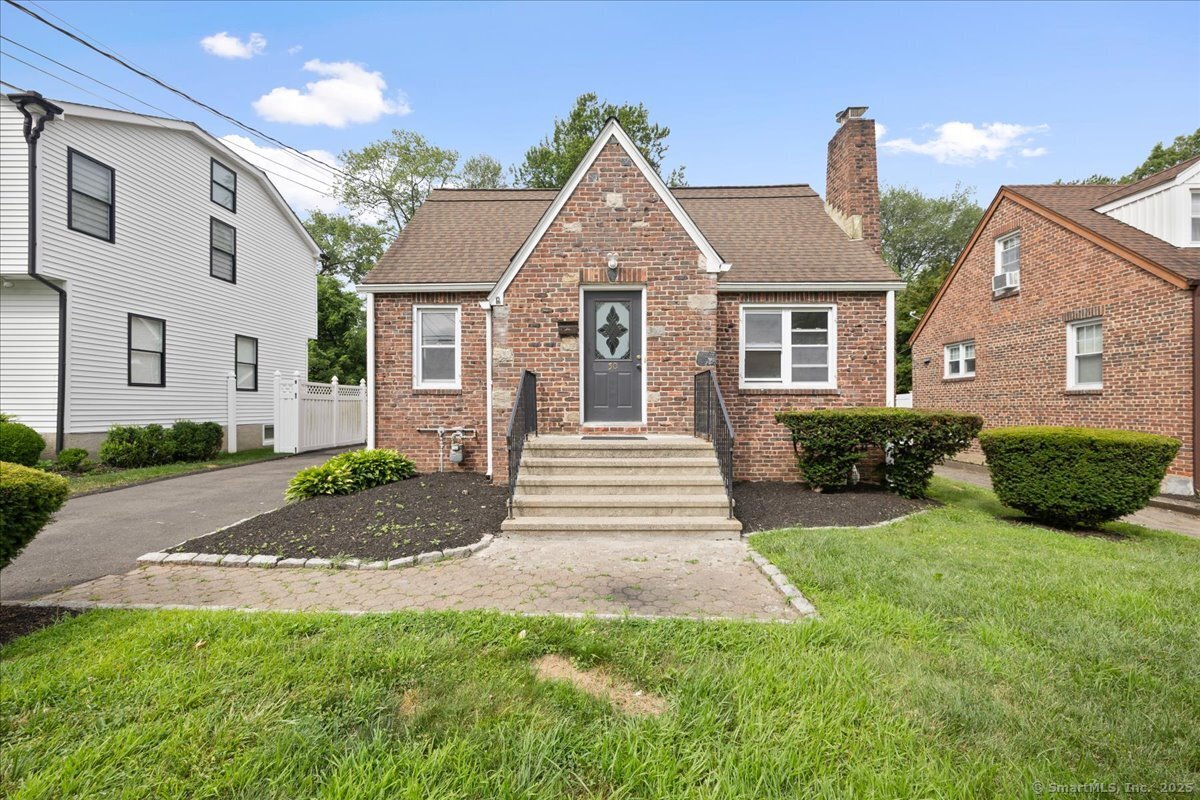 30 Cedar Crest Place Norwalk CT 06854