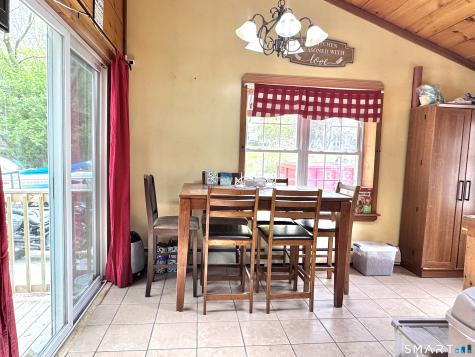 46 Klondike Street Thompson CT 06255