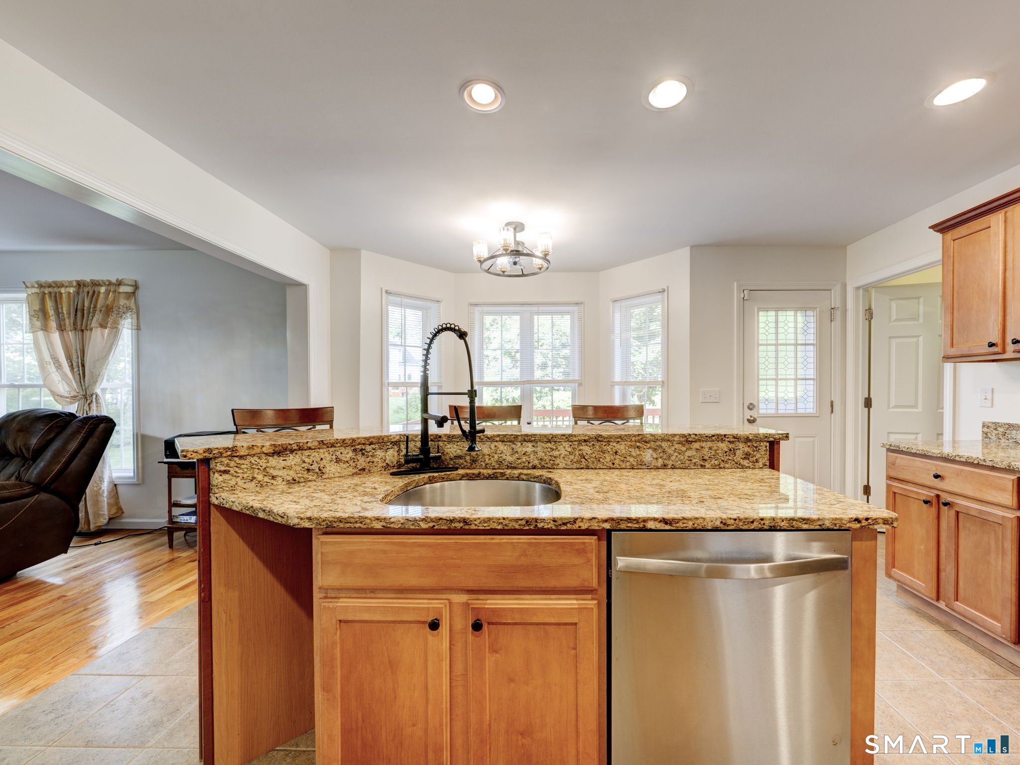 839 Palisado Avenue Windsor CT 06095