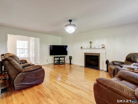 839 Palisado Avenue Windsor CT 06095