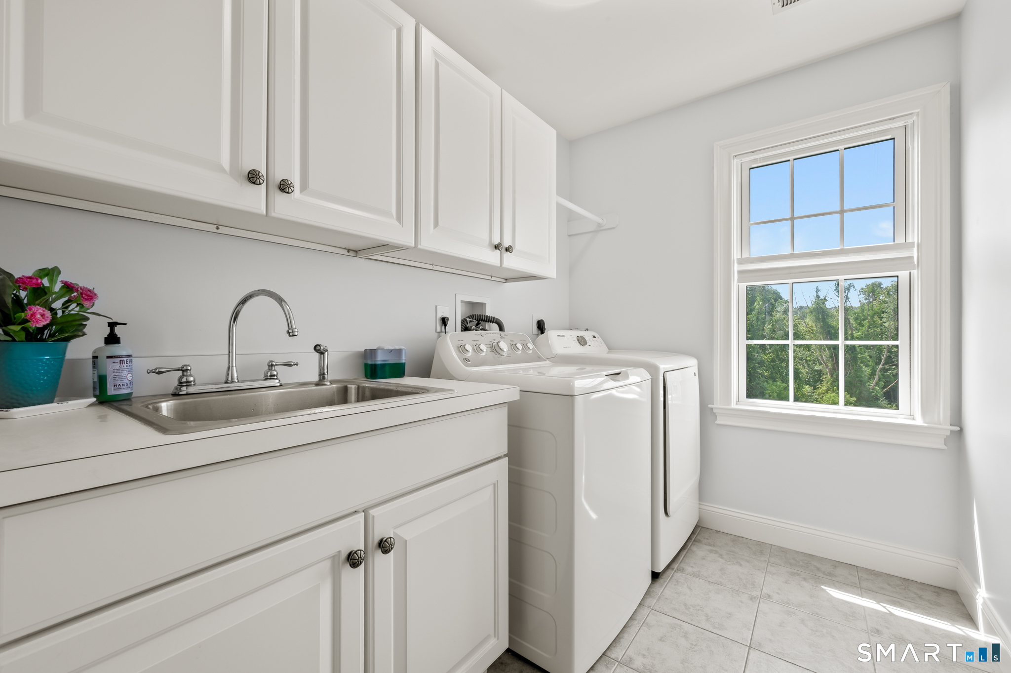 180 Weathervane Drive New Milford CT 06776