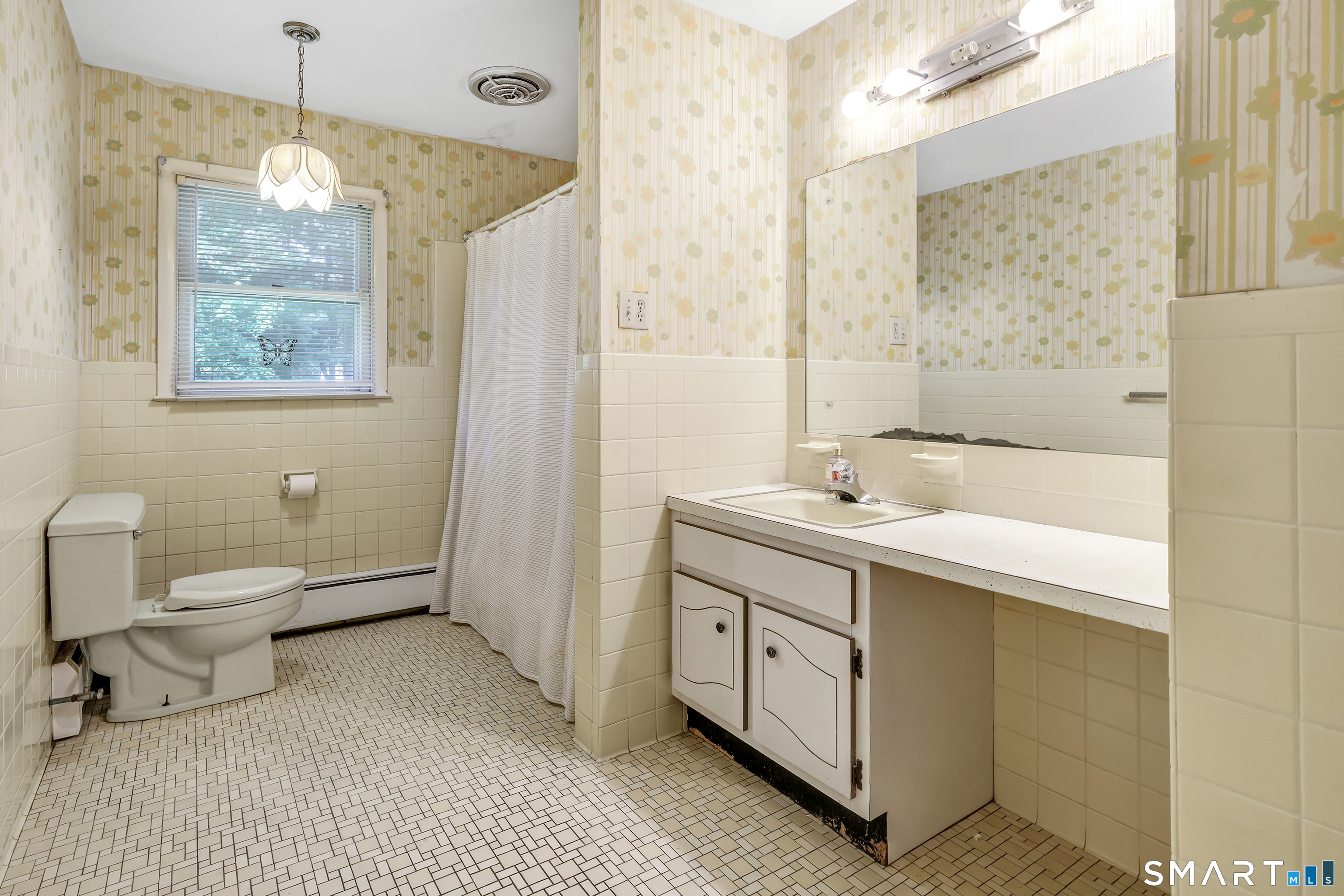 34 Belleview Drive Derby CT 06418