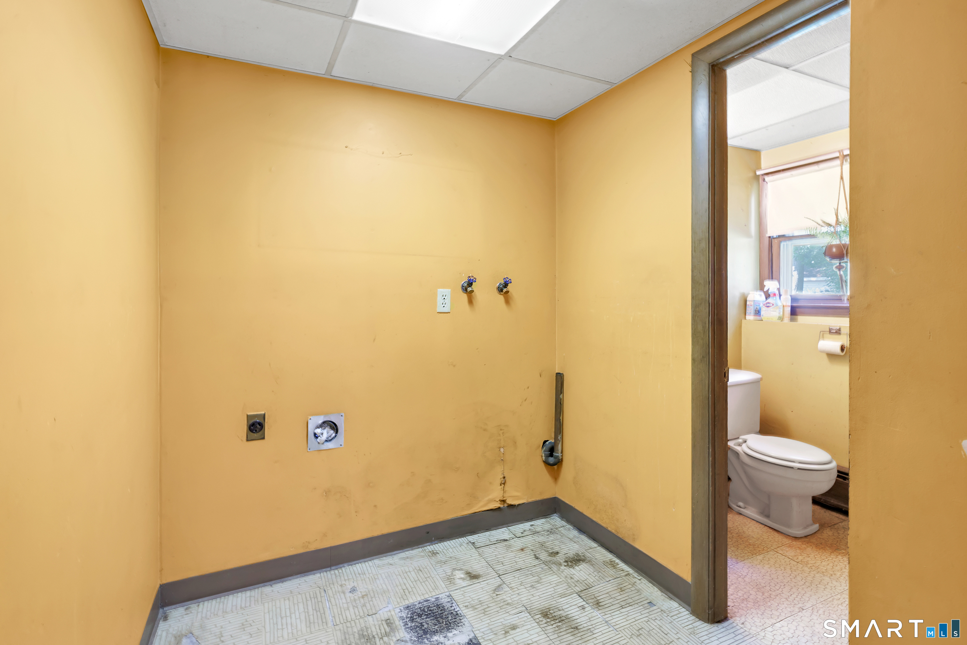 34 Belleview Drive Derby CT 06418