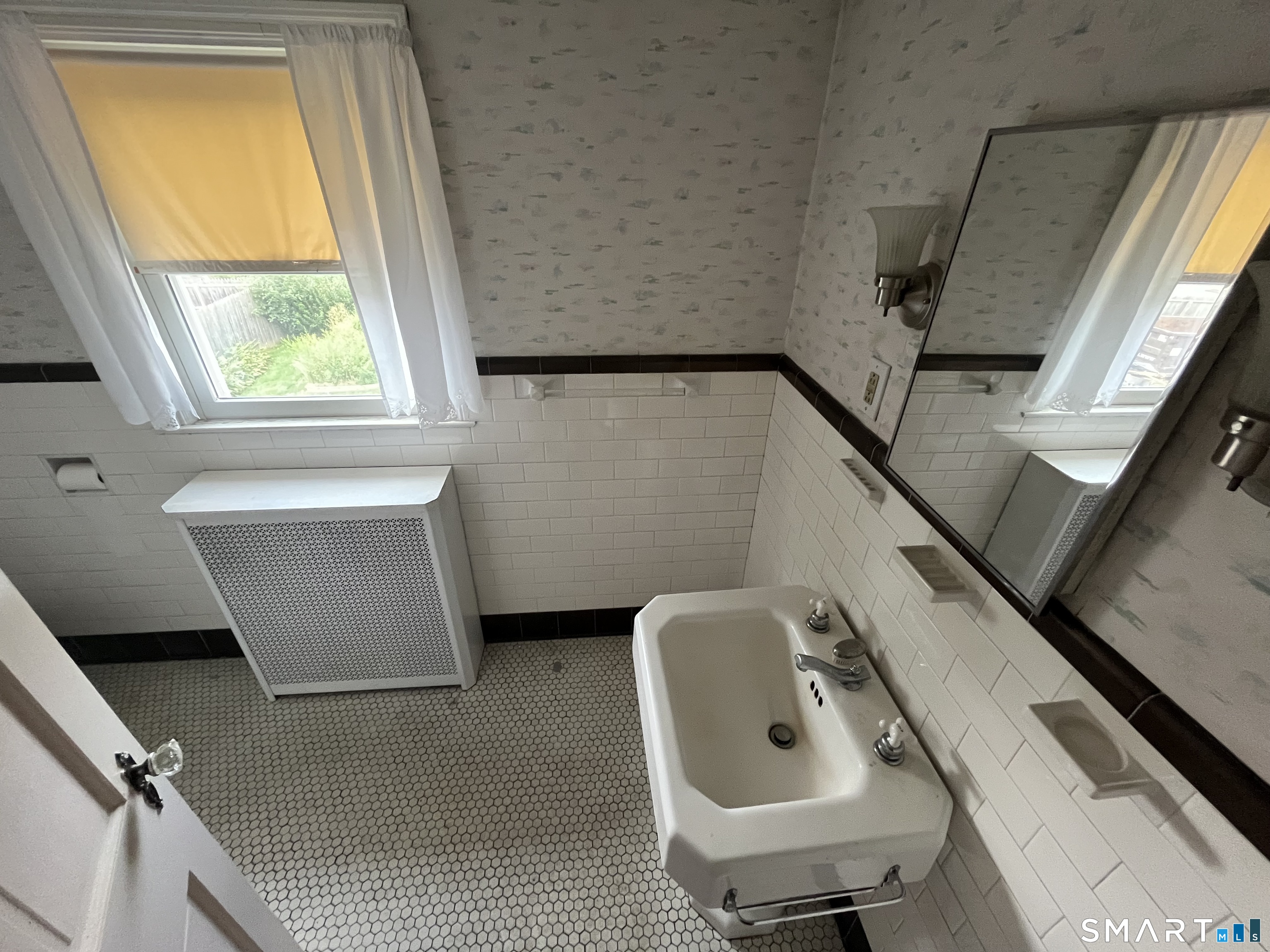 169 Campfield Avenue Hartford CT 06114