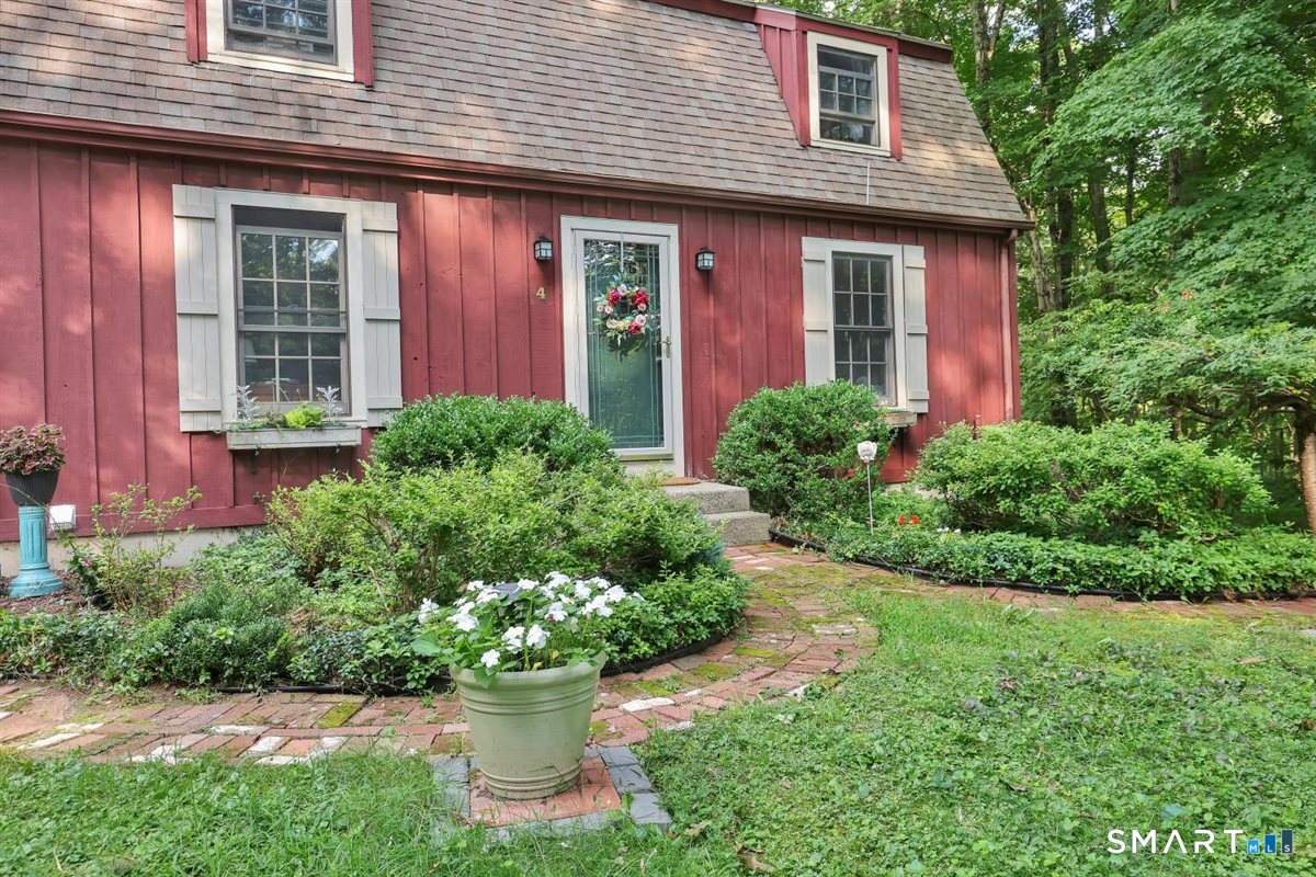 4 Timber Trail Columbia CT 06237