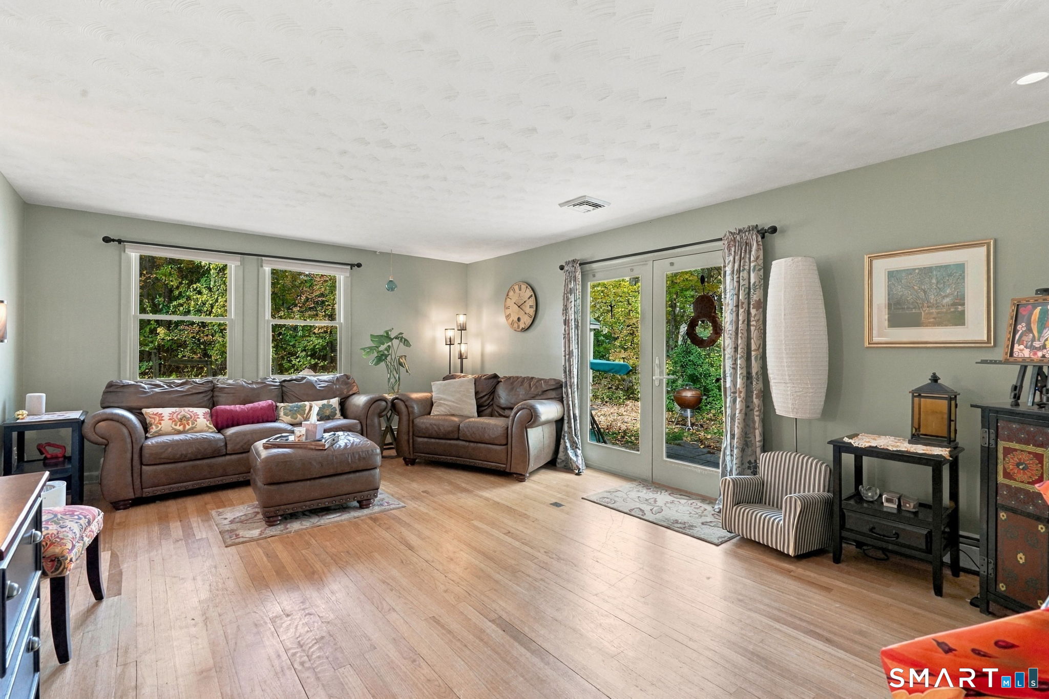 24 Raymond Road East Hampton CT 06424