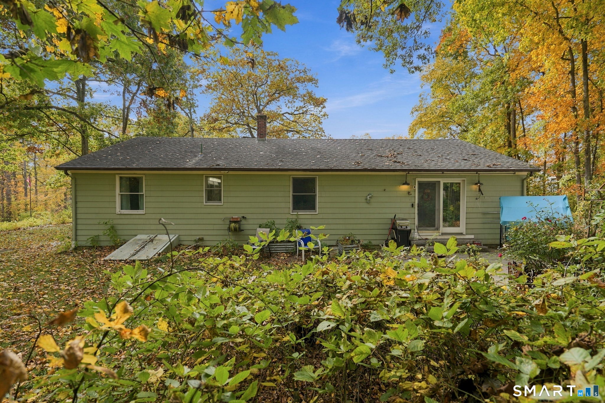 24 Raymond Road East Hampton CT 06424