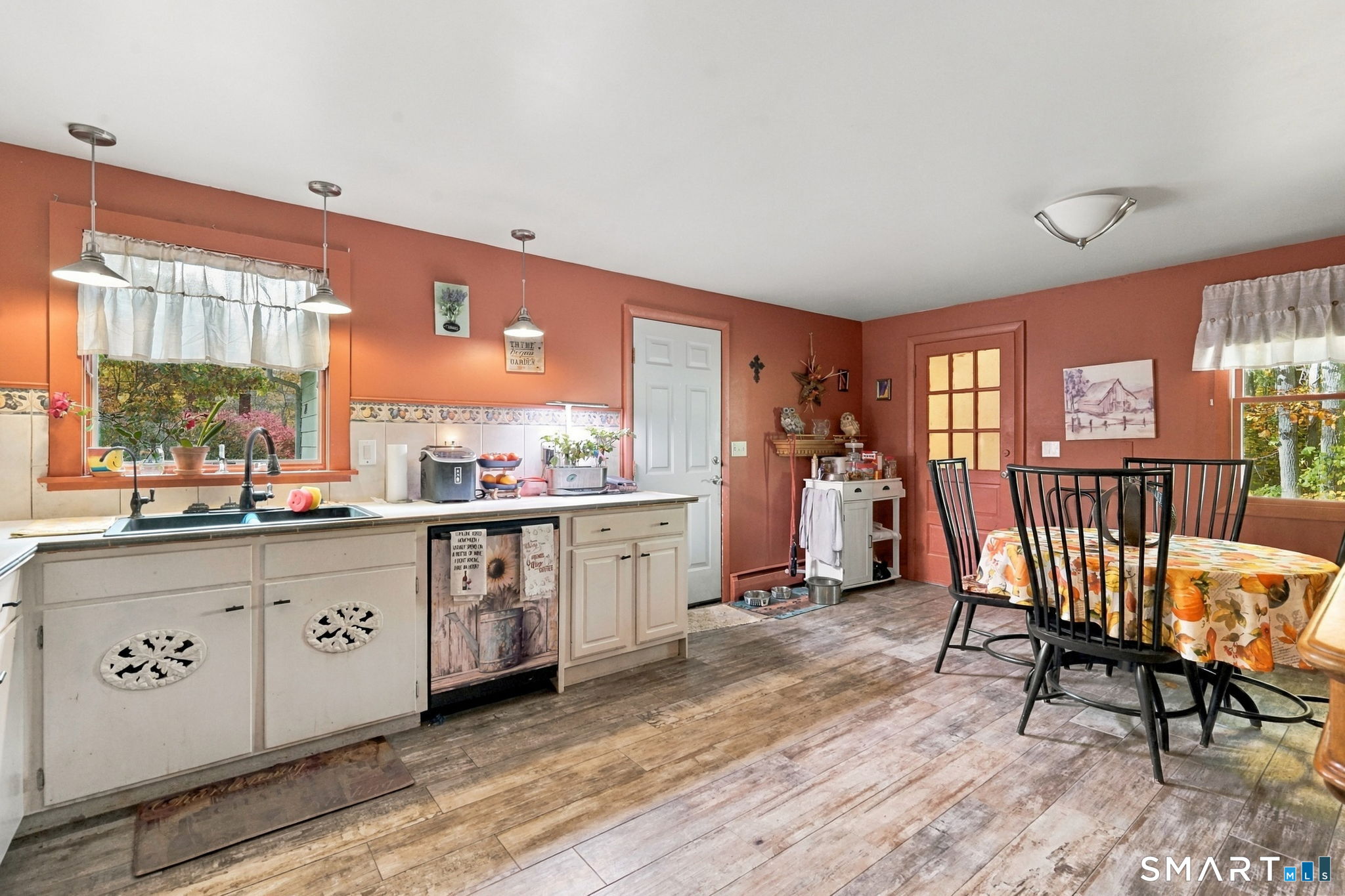 24 Raymond Road East Hampton CT 06424