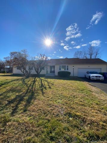 9 Sandpiper Drive Bloomfield CT 06002