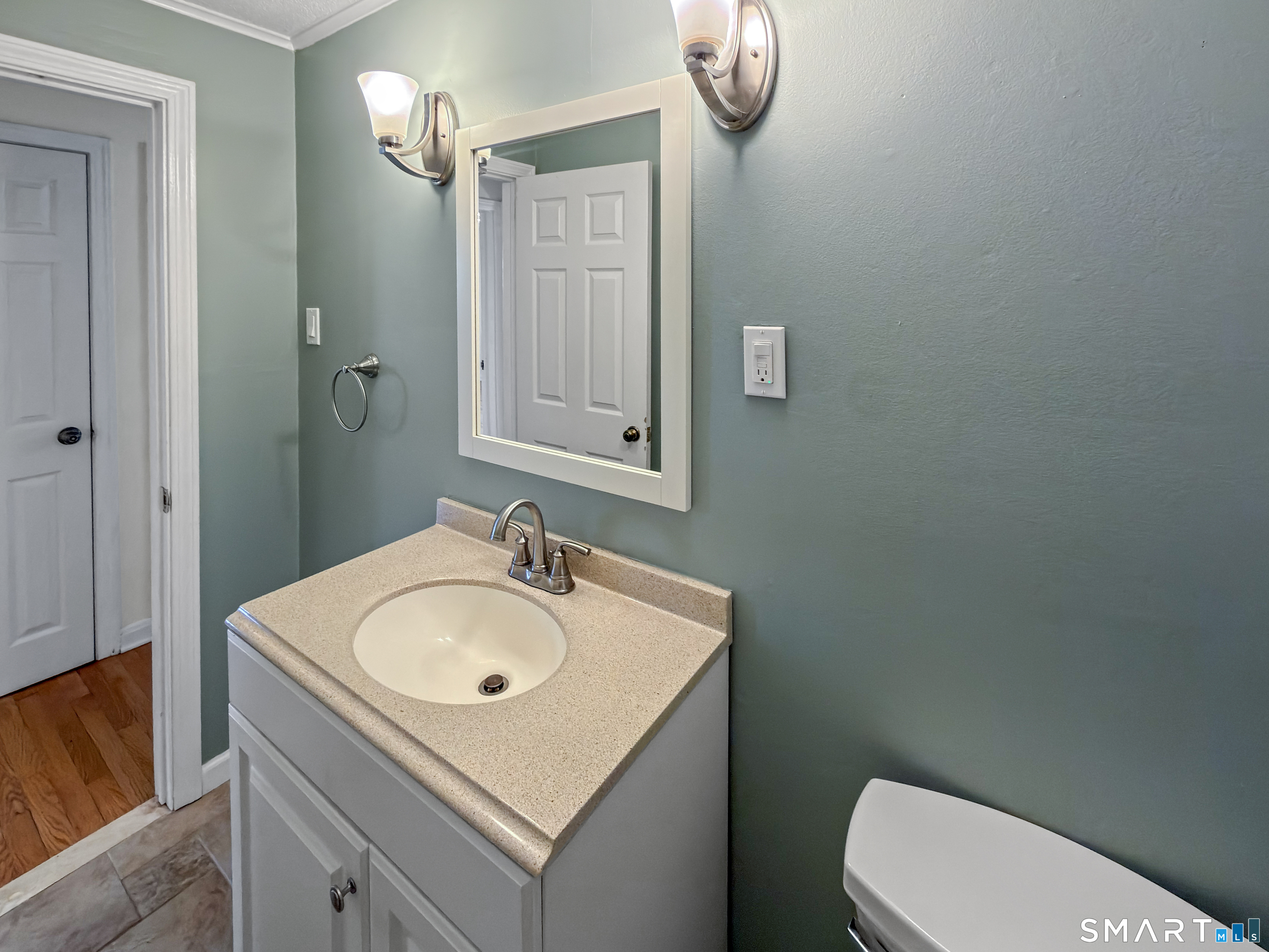 43 Sunset Road Newington CT 06111