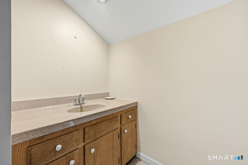334 Goose Lane Coventry CT 06238