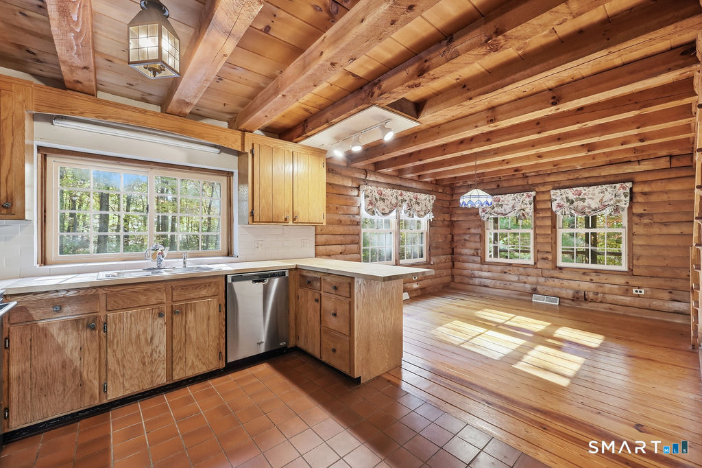 334 Goose Lane Coventry CT 06238