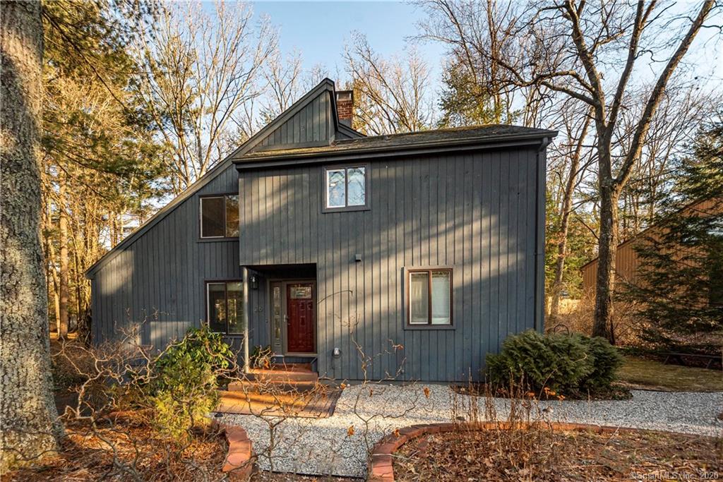 26 Fawnbrook Lane Simsbury CT 06070