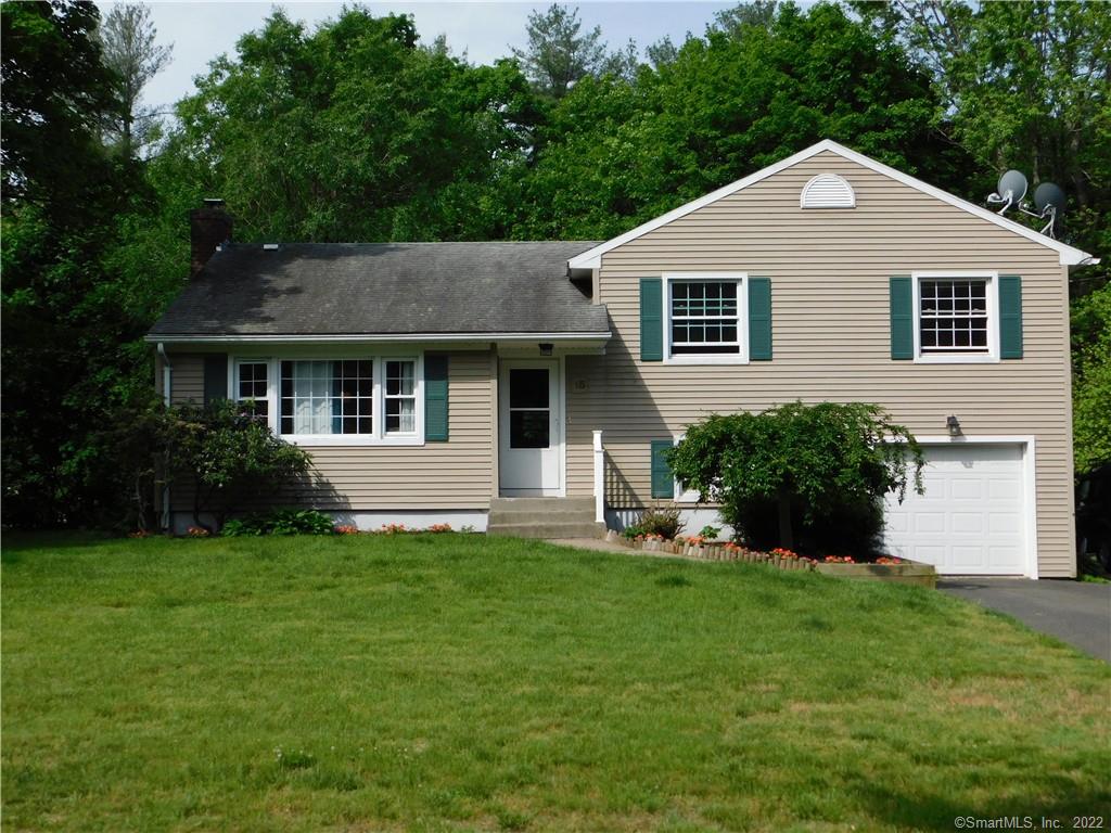15 Deerfield Lane Simsbury CT 06070