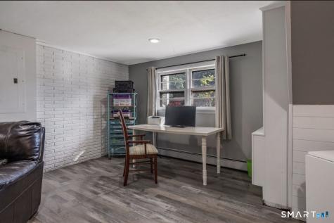 15 Carriage Drive Clinton CT 06413
