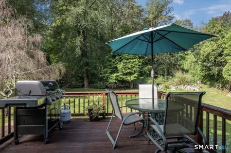 15 Carriage Drive Clinton CT 06413