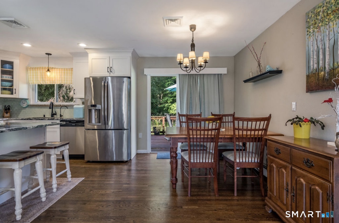 15 Carriage Drive Clinton CT 06413