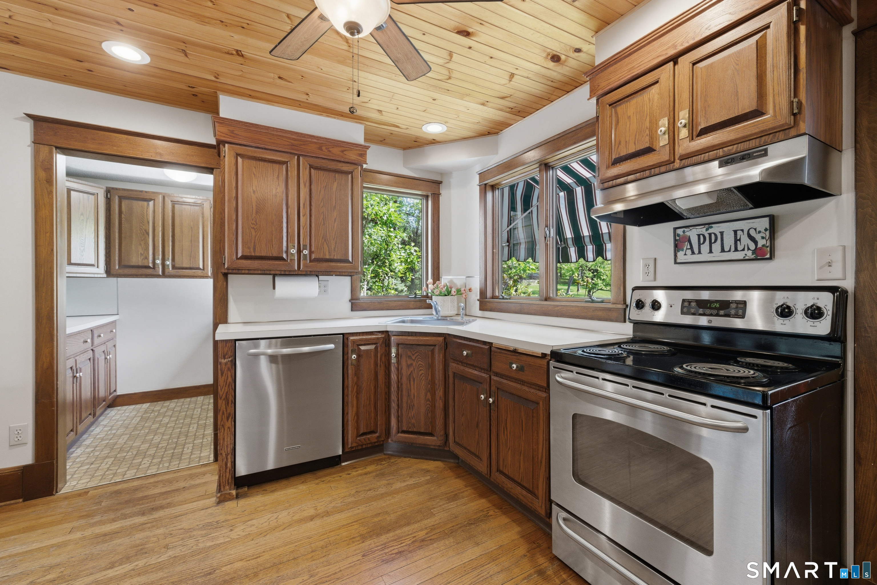 2 Quarry Road Simsbury CT 06070