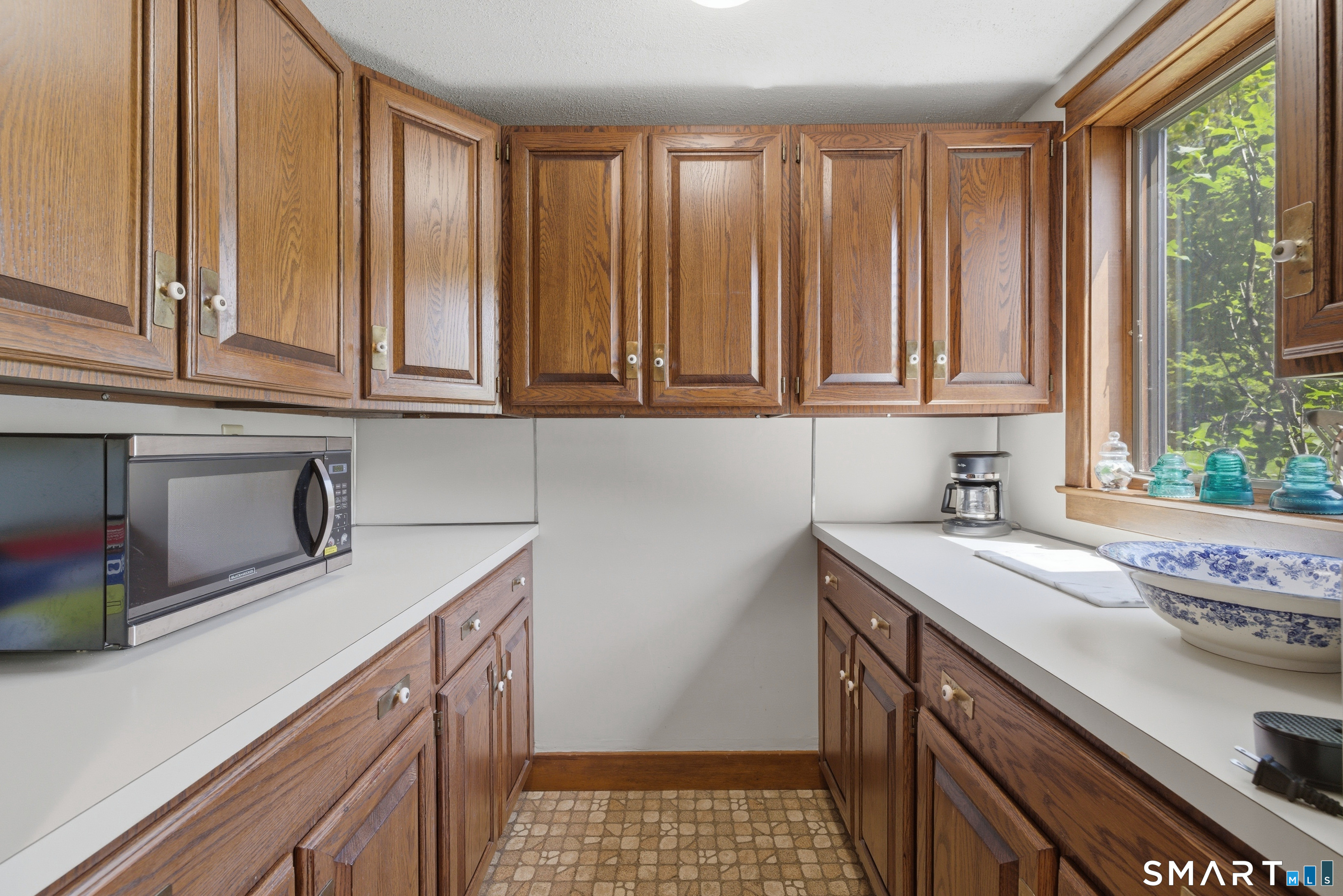 2 Quarry Road Simsbury CT 06070