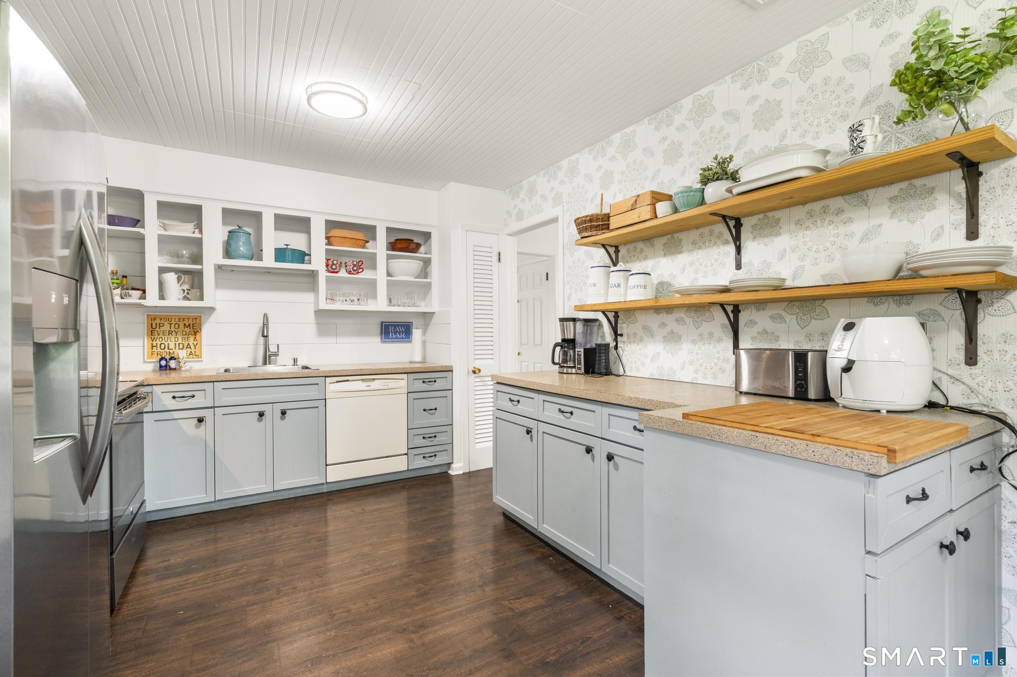 111 Casmir Drive Fairfield CT 06825