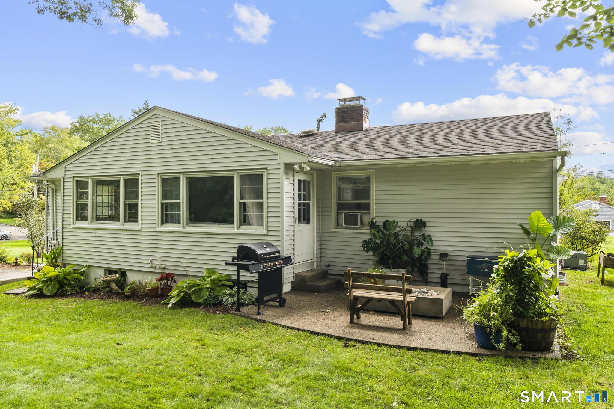 111 Casmir Drive Fairfield CT 06825