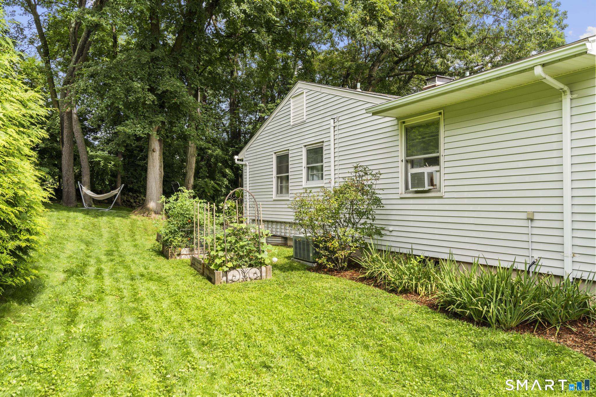 111 Casmir Drive Fairfield CT 06825