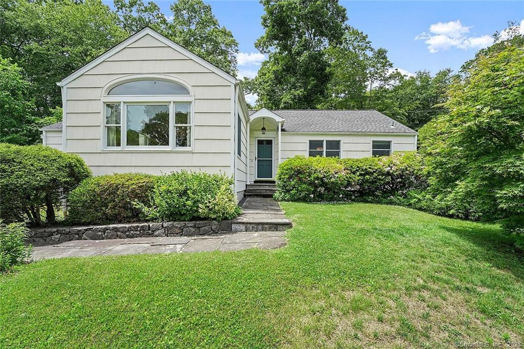 29 Midrocks Road Ridgefield CT 06877