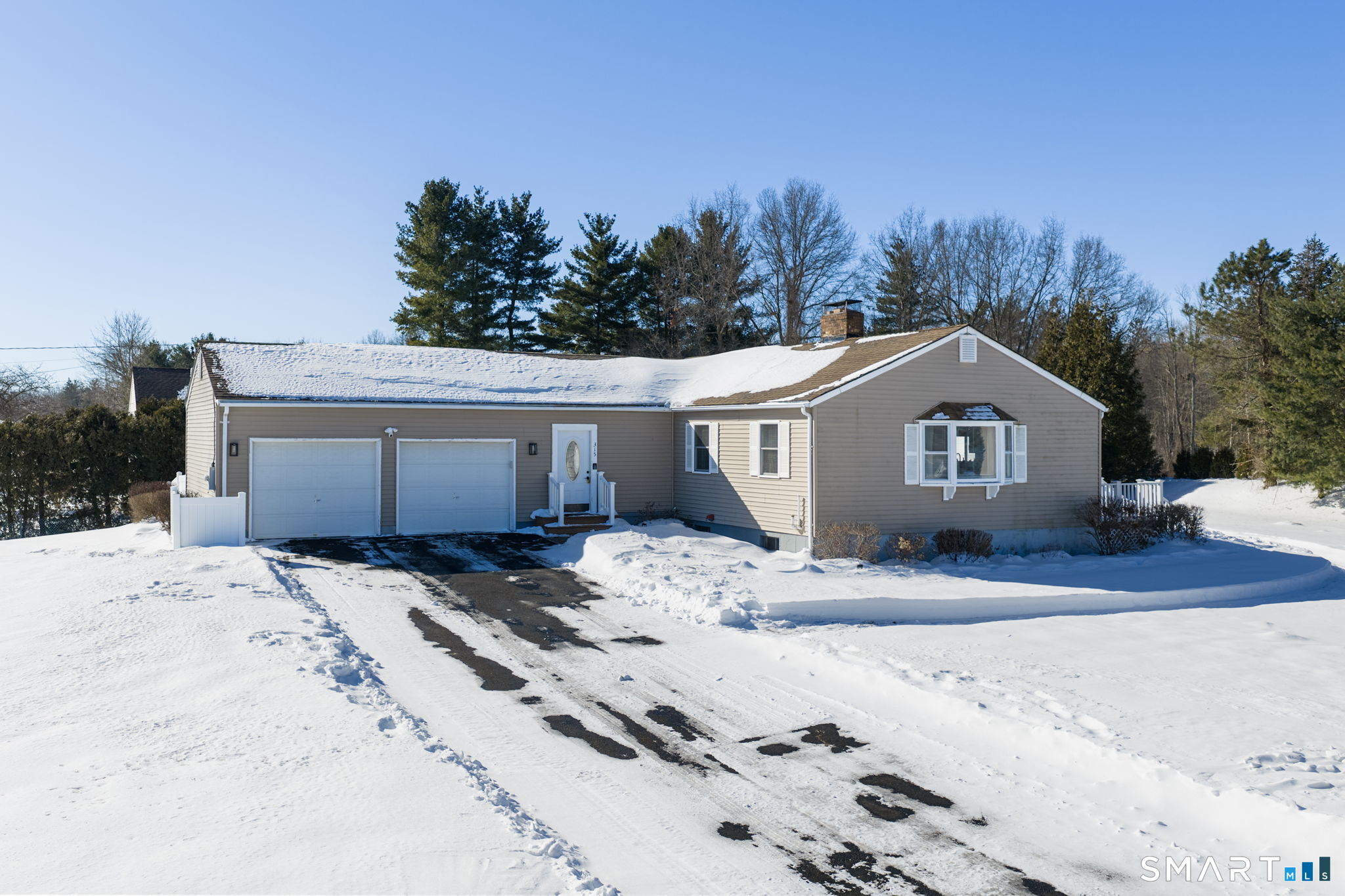 315 East South Street Suffield CT 06078