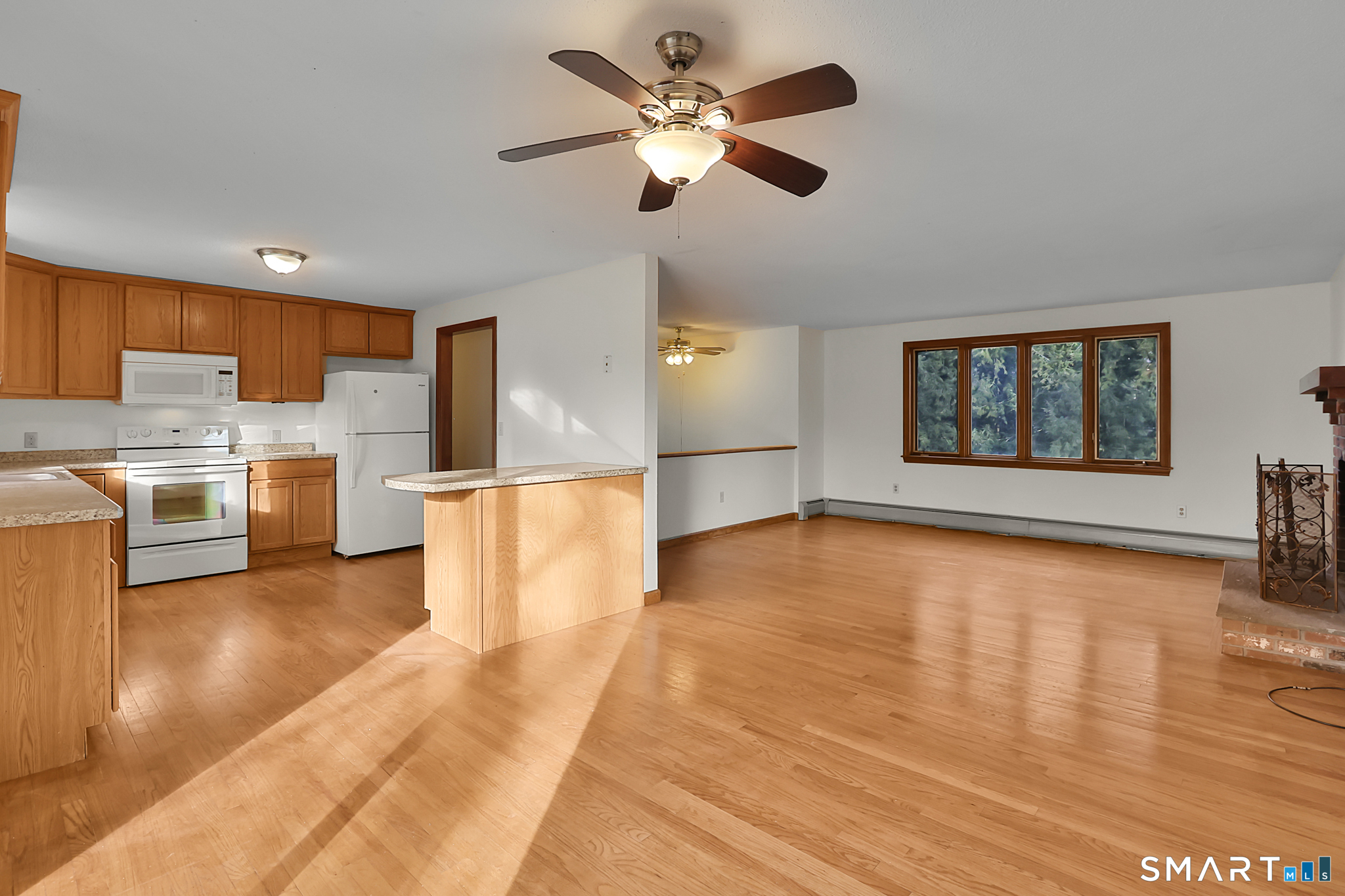 129 Dowd Avenue Canton CT 06019