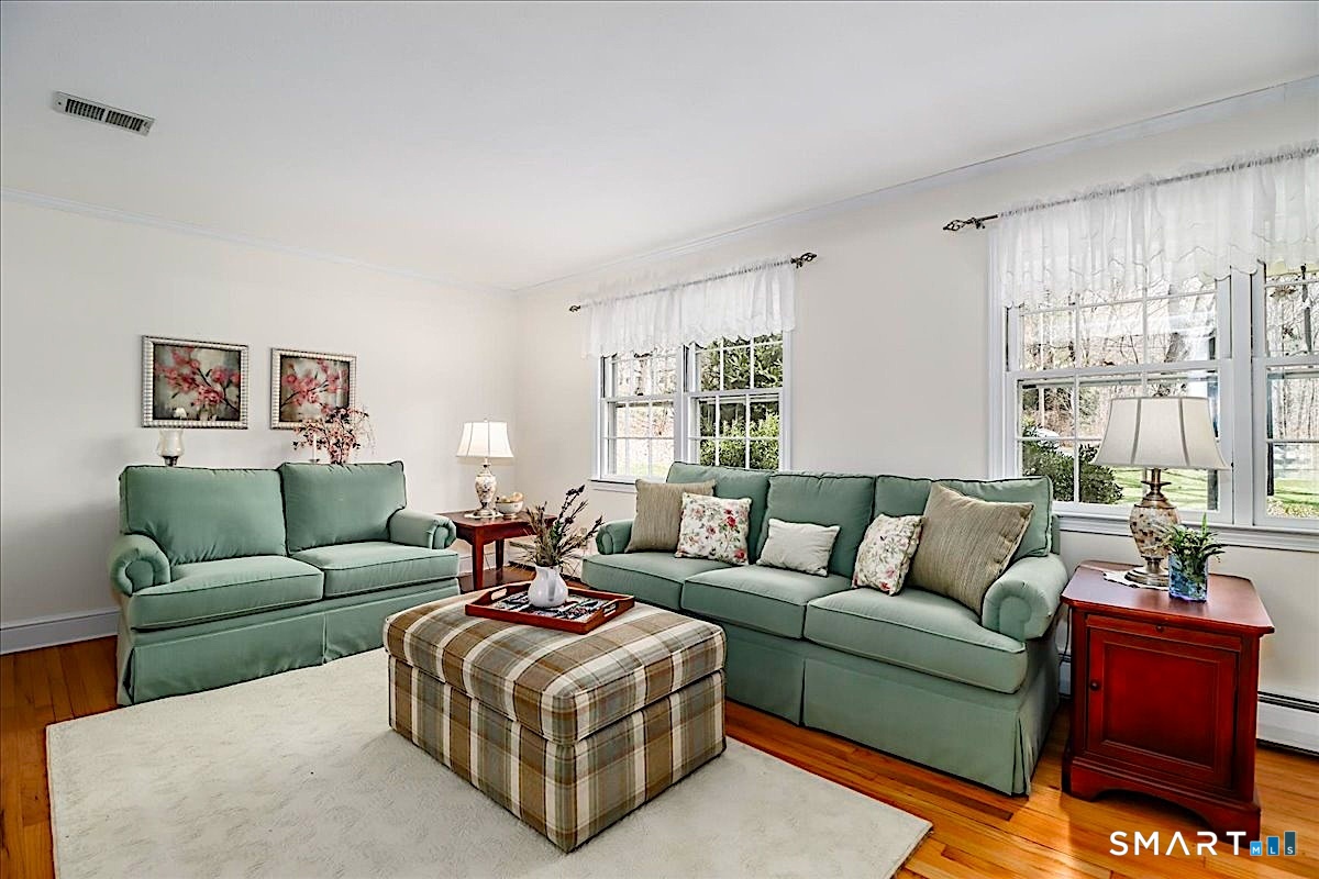 3 Hawthorne Hill Road Newtown CT 06470