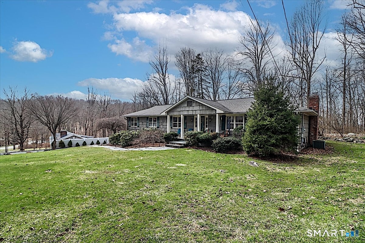 3 Hawthorne Hill Road Newtown CT 06470