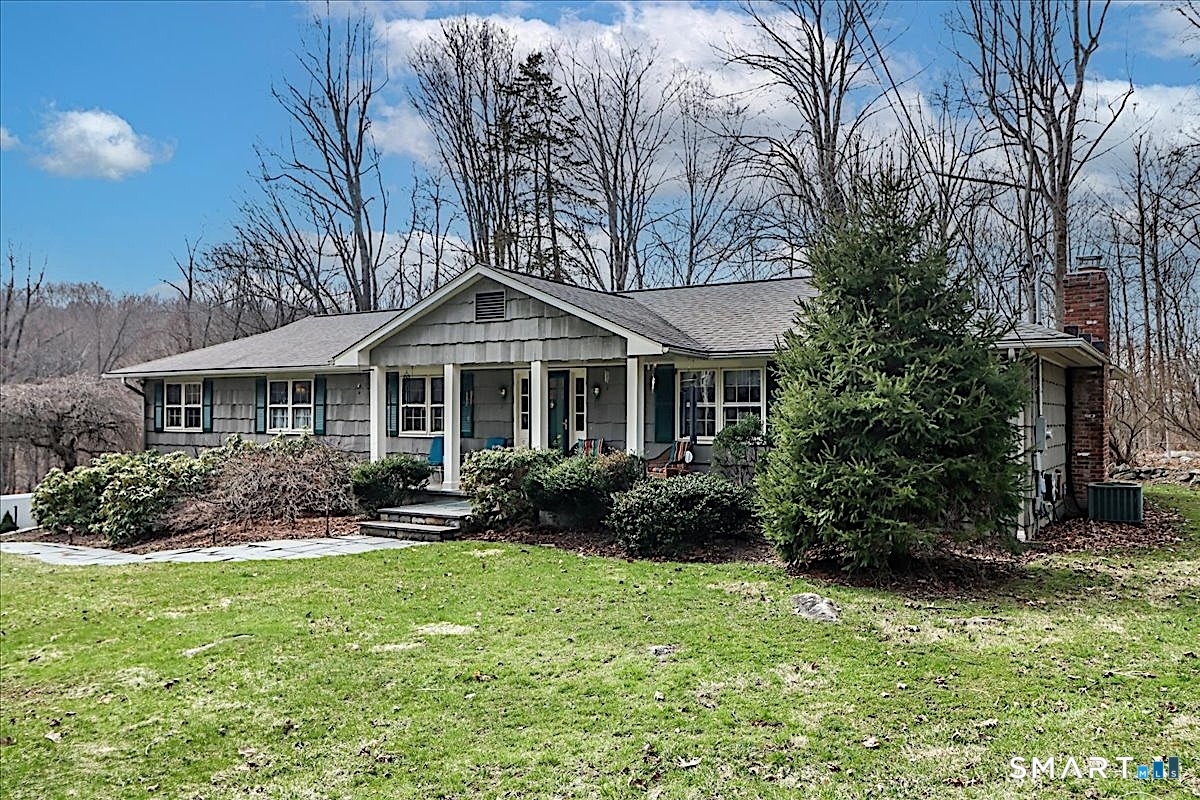 3 Hawthorne Hill Road Newtown CT 06470