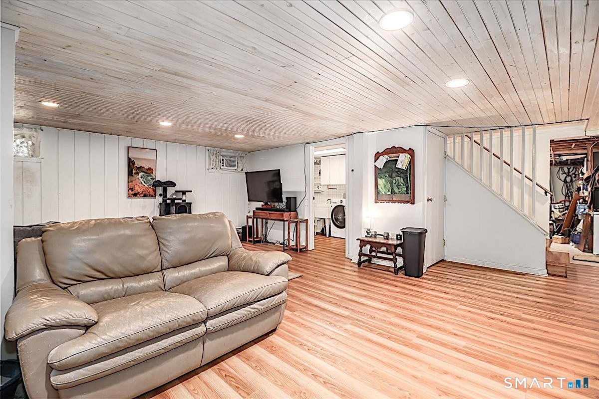 3 Hawthorne Hill Road Newtown CT 06470
