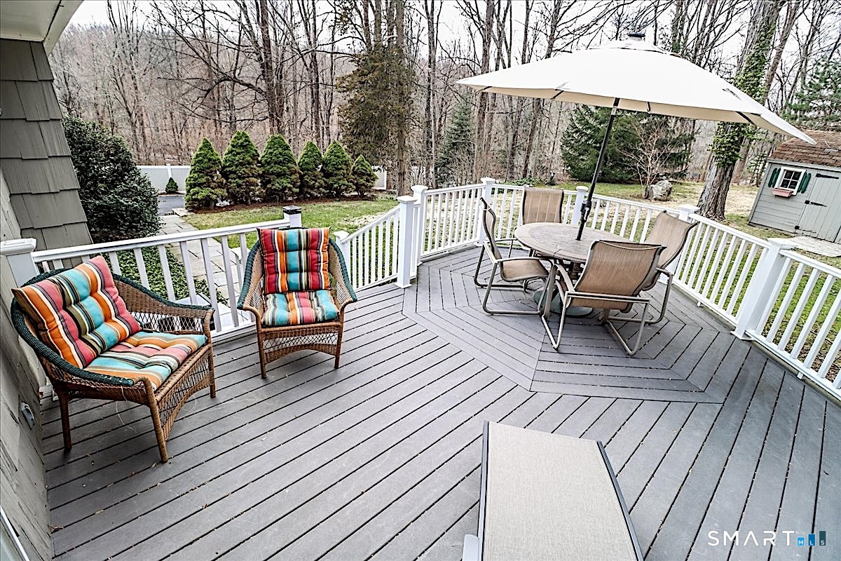 3 Hawthorne Hill Road Newtown CT 06470
