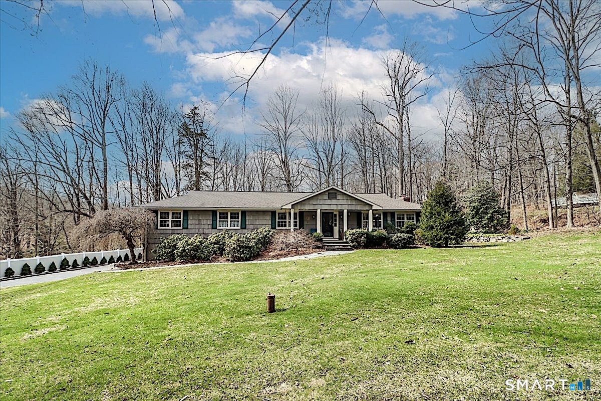 3 Hawthorne Hill Road Newtown CT 06470