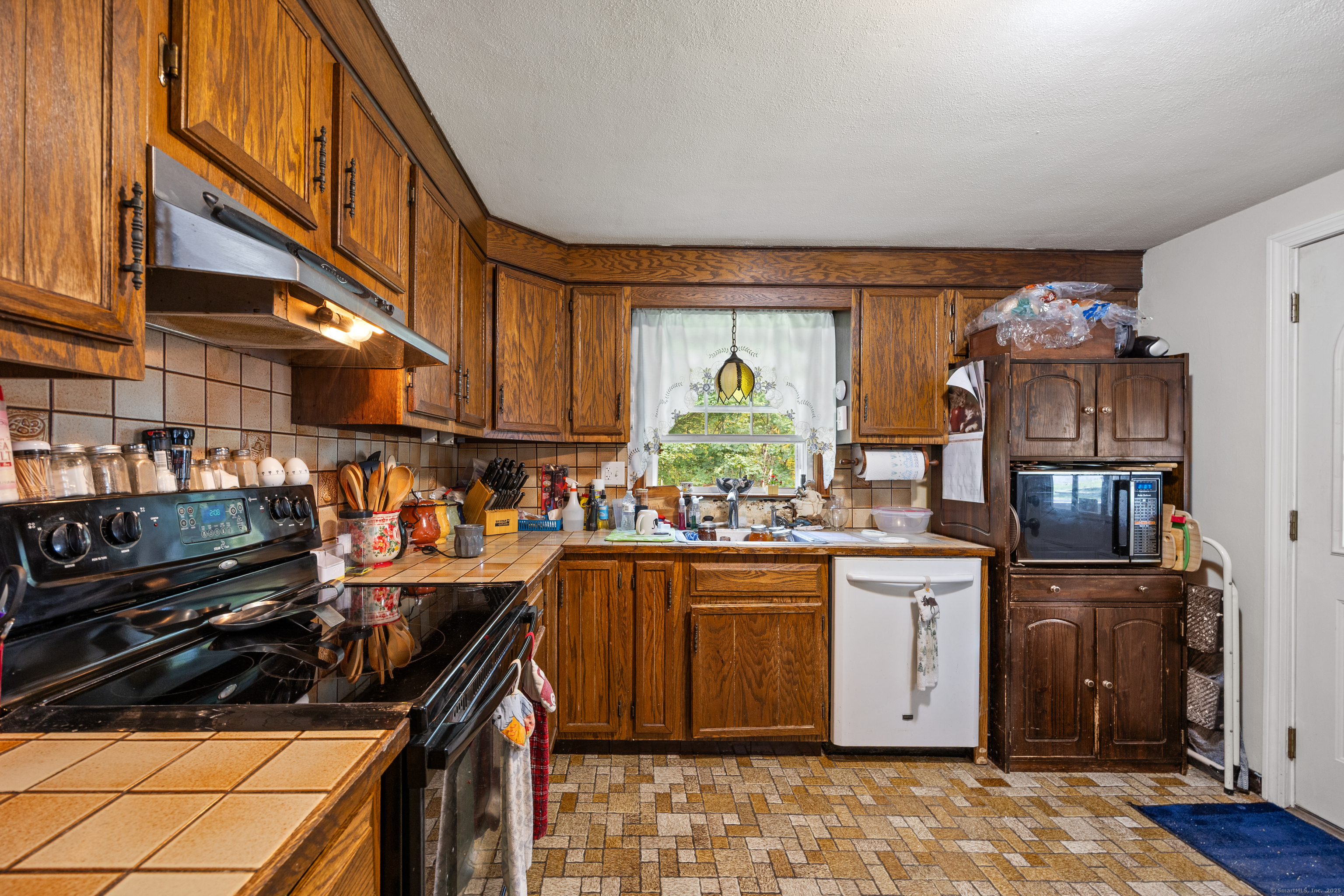 53 Harvest Lane Bristol CT 06010