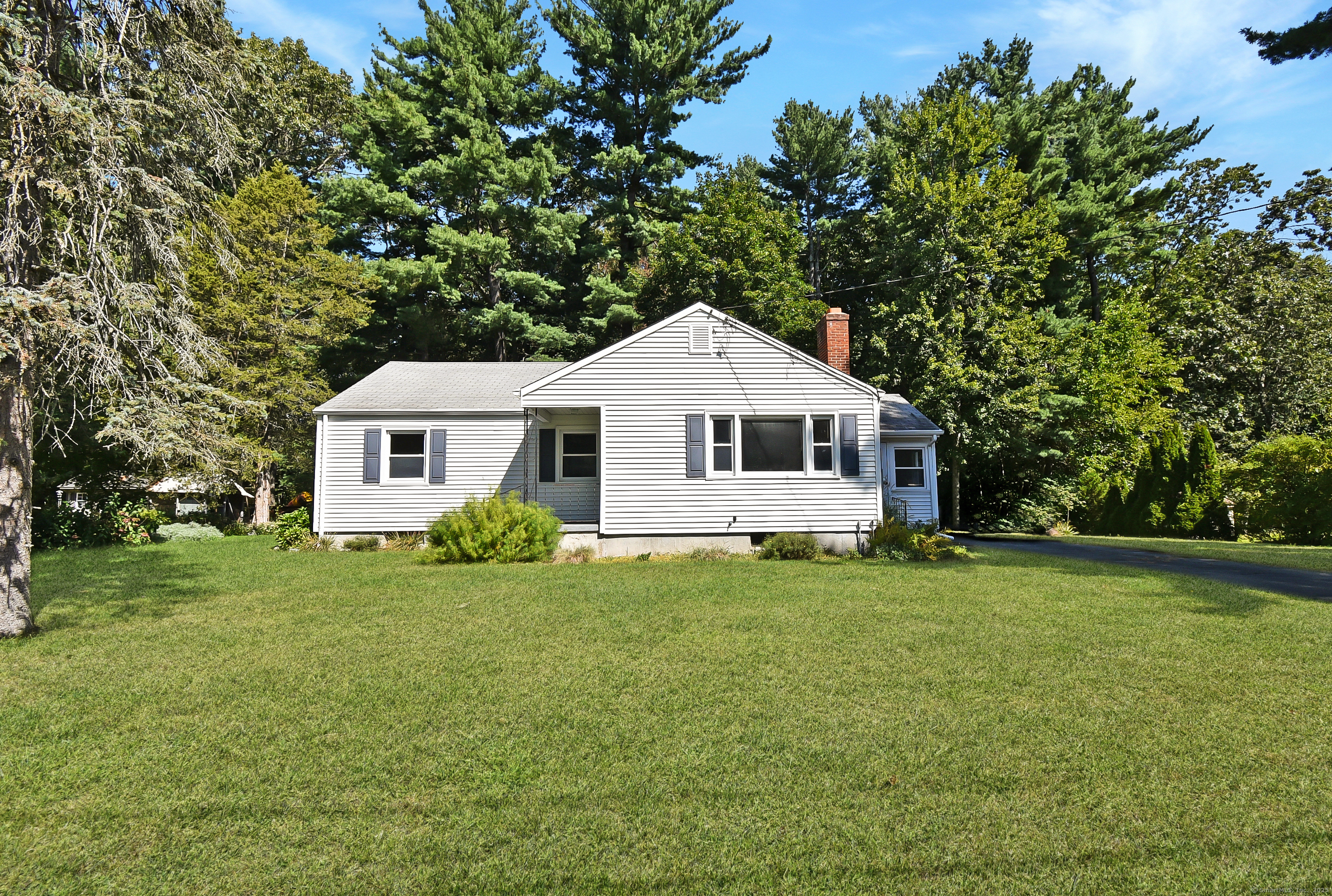 408 Woodland Street Windsor Locks CT 06096