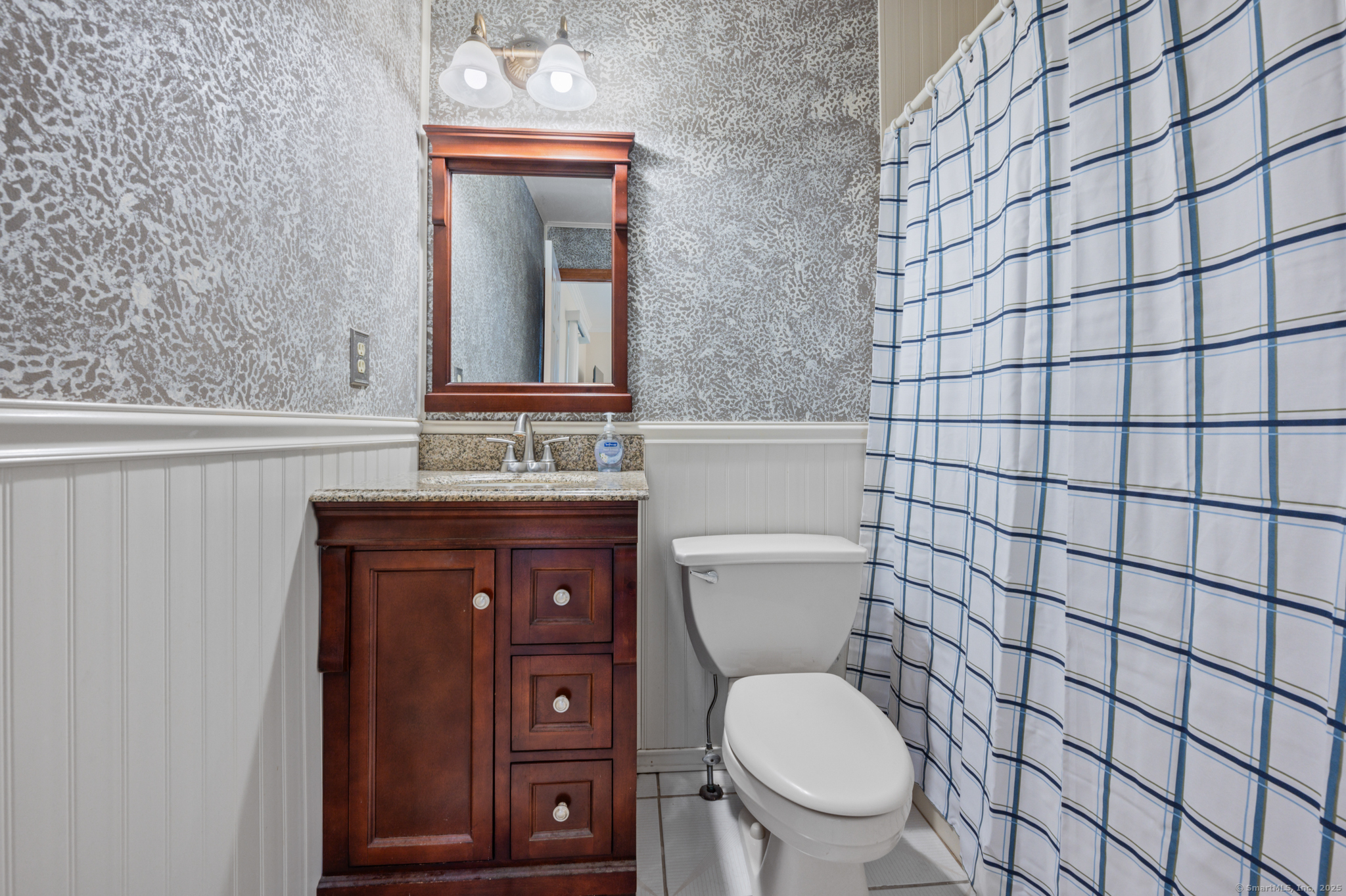 376 West Road Colchester CT 06415