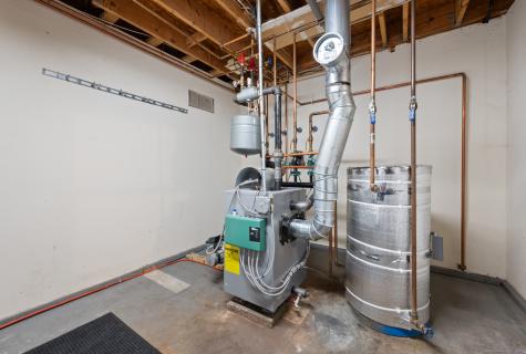 376 West Road Colchester CT 06415