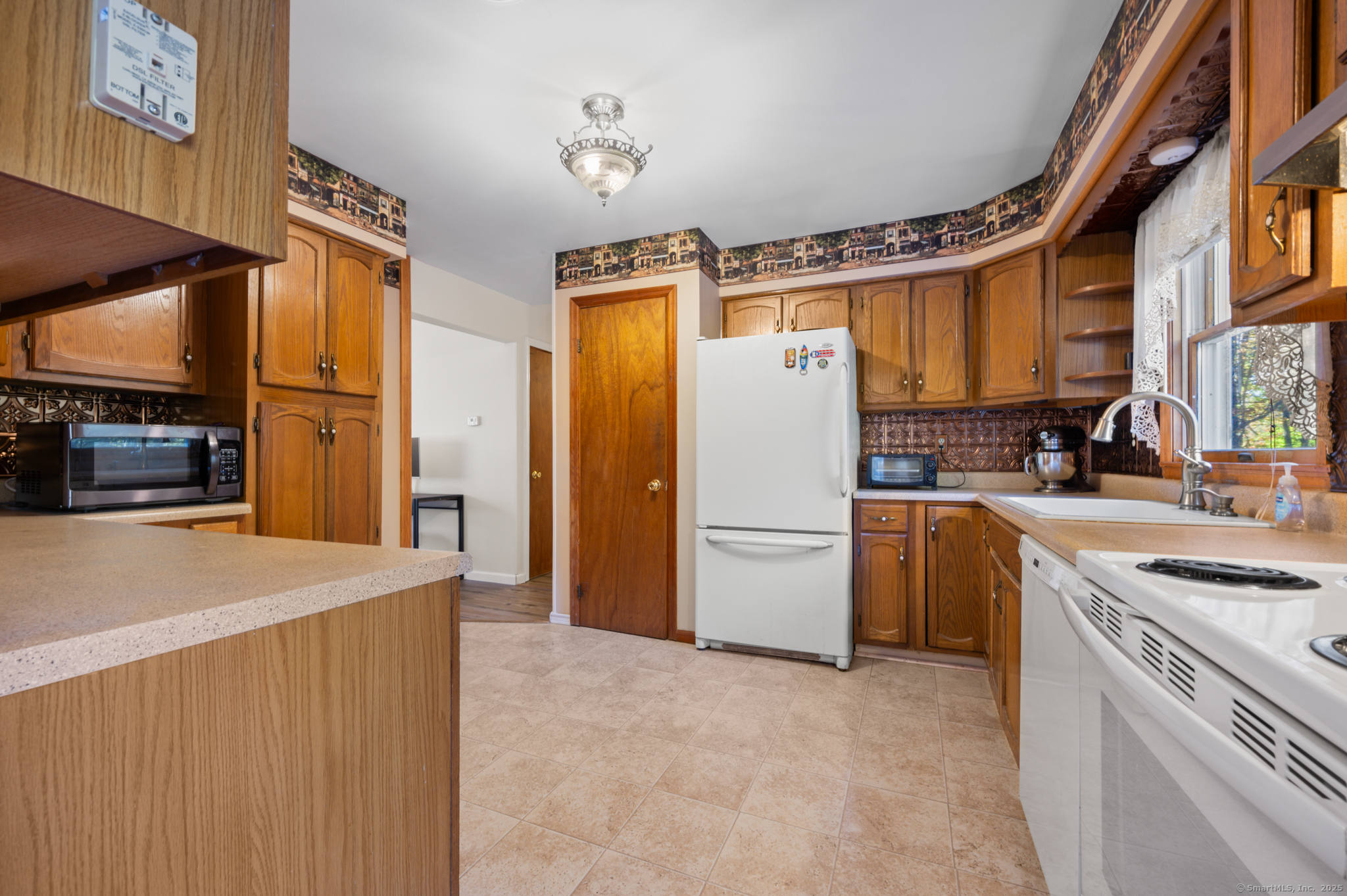 376 West Road Colchester CT 06415