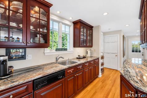 40 Brookhills Road Branford CT 06405