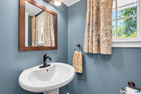 40 Brookhills Road Branford CT 06405