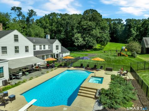 40 Brookhills Road Branford CT 06405