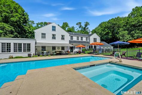 40 Brookhills Road Branford CT 06405