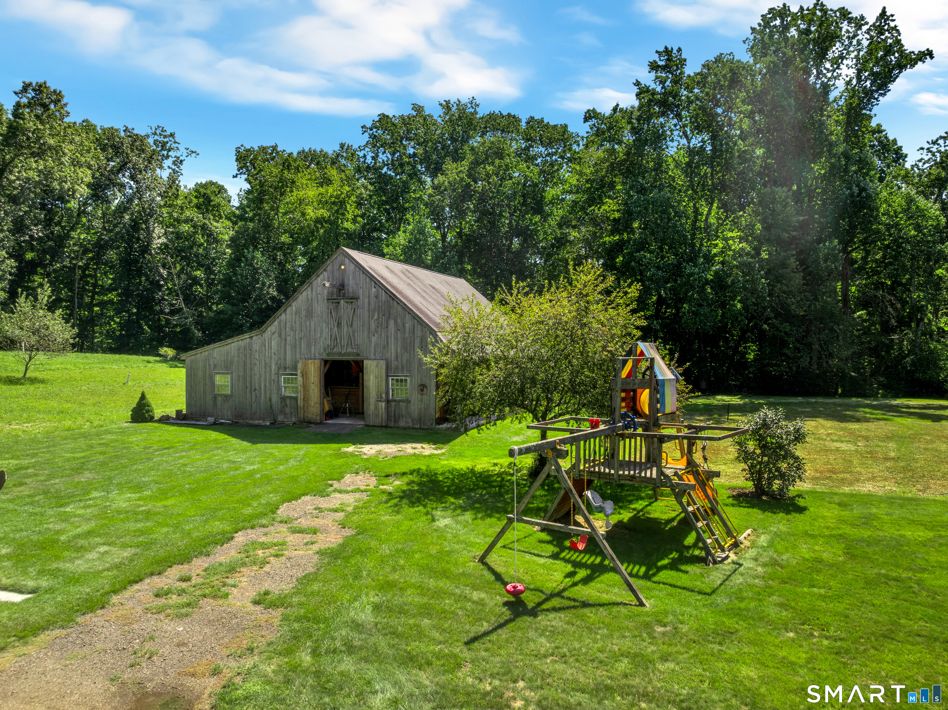40 Brookhills Road Branford CT 06405