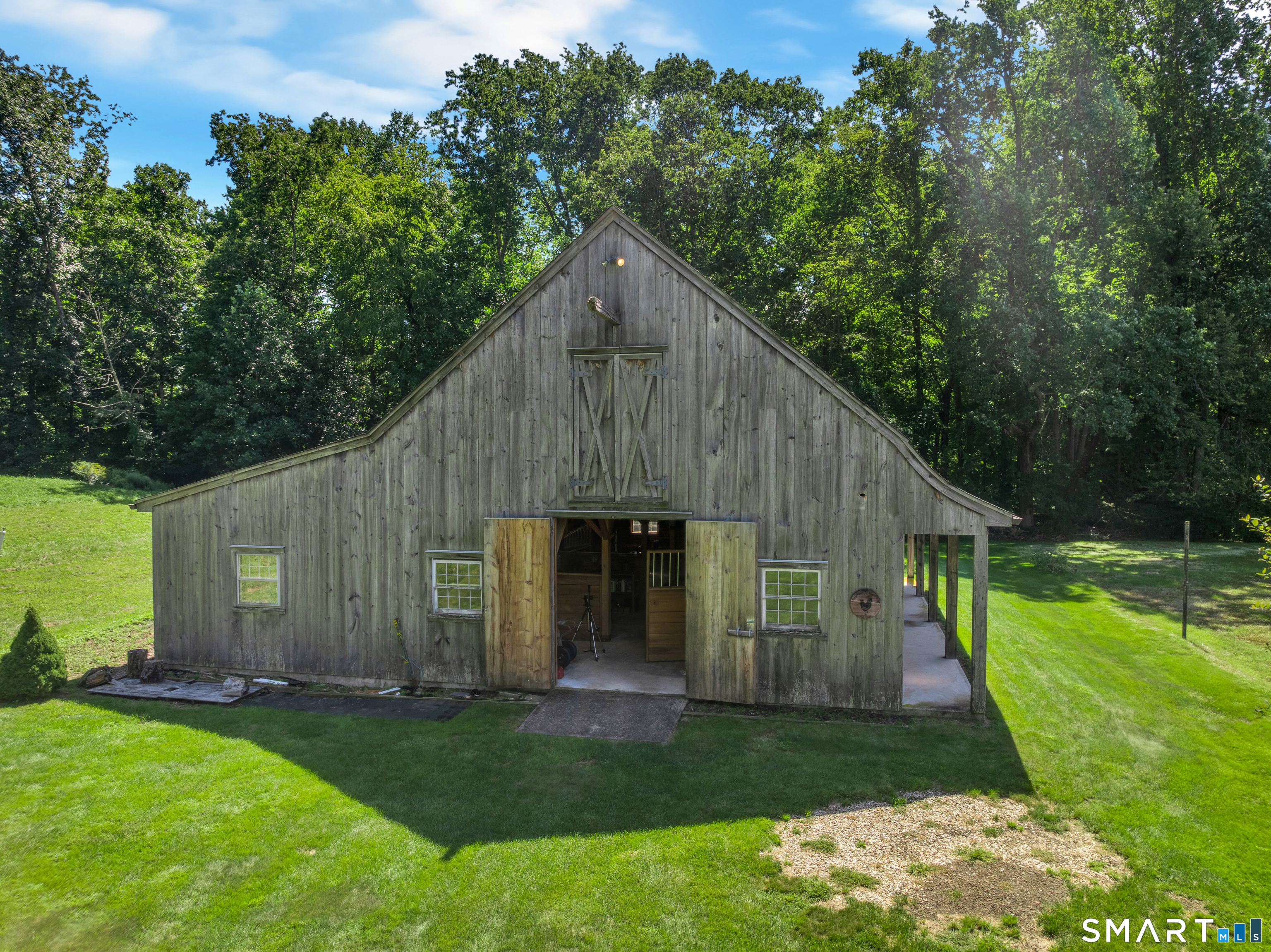 40 Brookhills Road Branford CT 06405